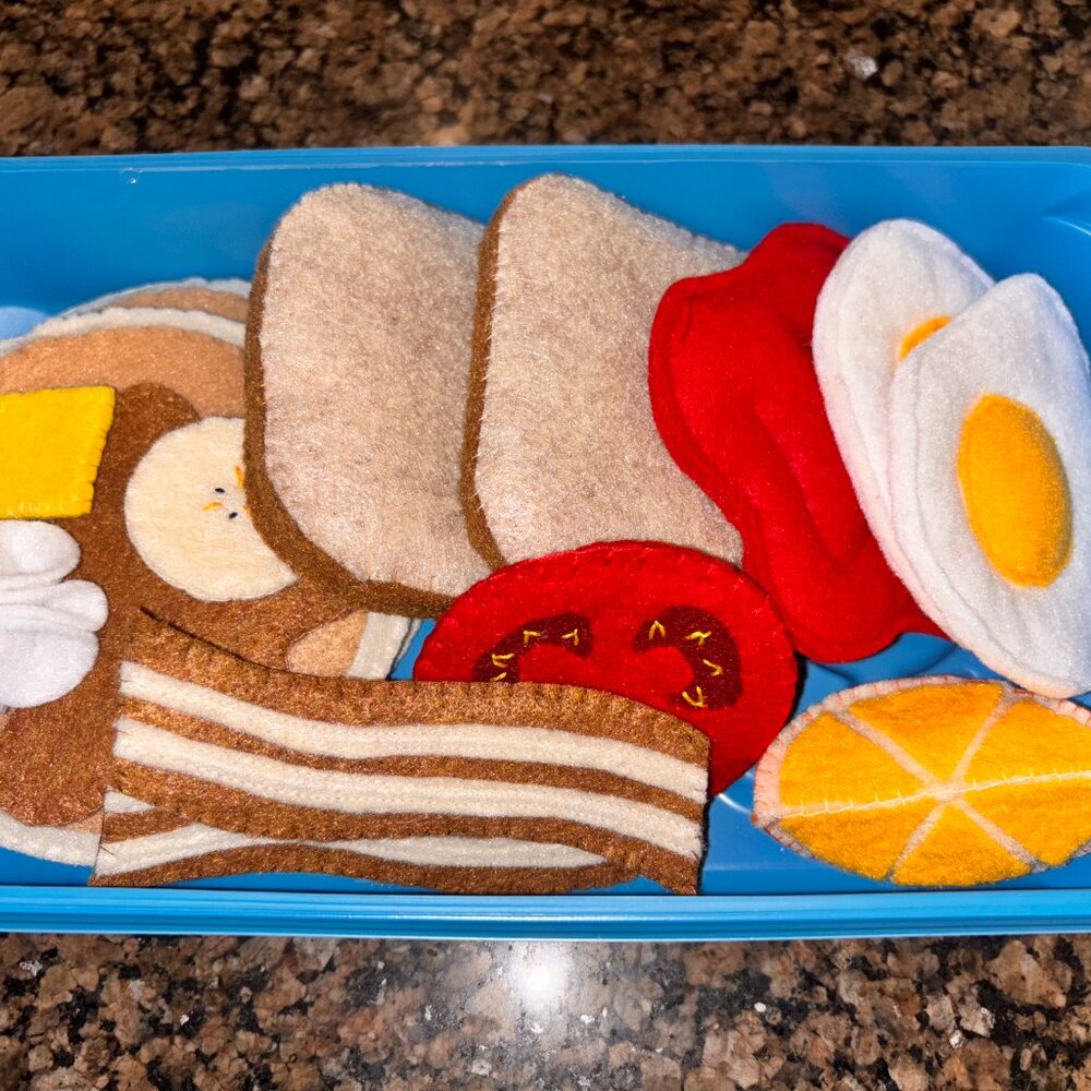 PLAY FOOD --- FELT --- BREAKFAST ITEMS